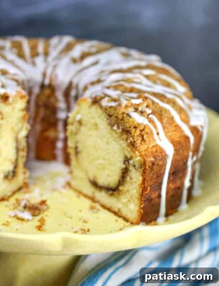 Streusel Coffee Cake Pound Cake
