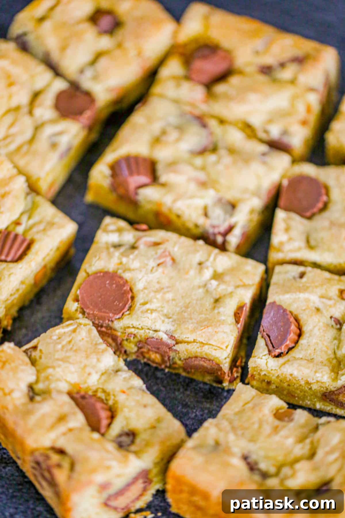Irresistible Reese's Cookie Bars 3 Reese's Chocolate Chip Cake Mix Cookie Bars recipe with delicious peanut butter