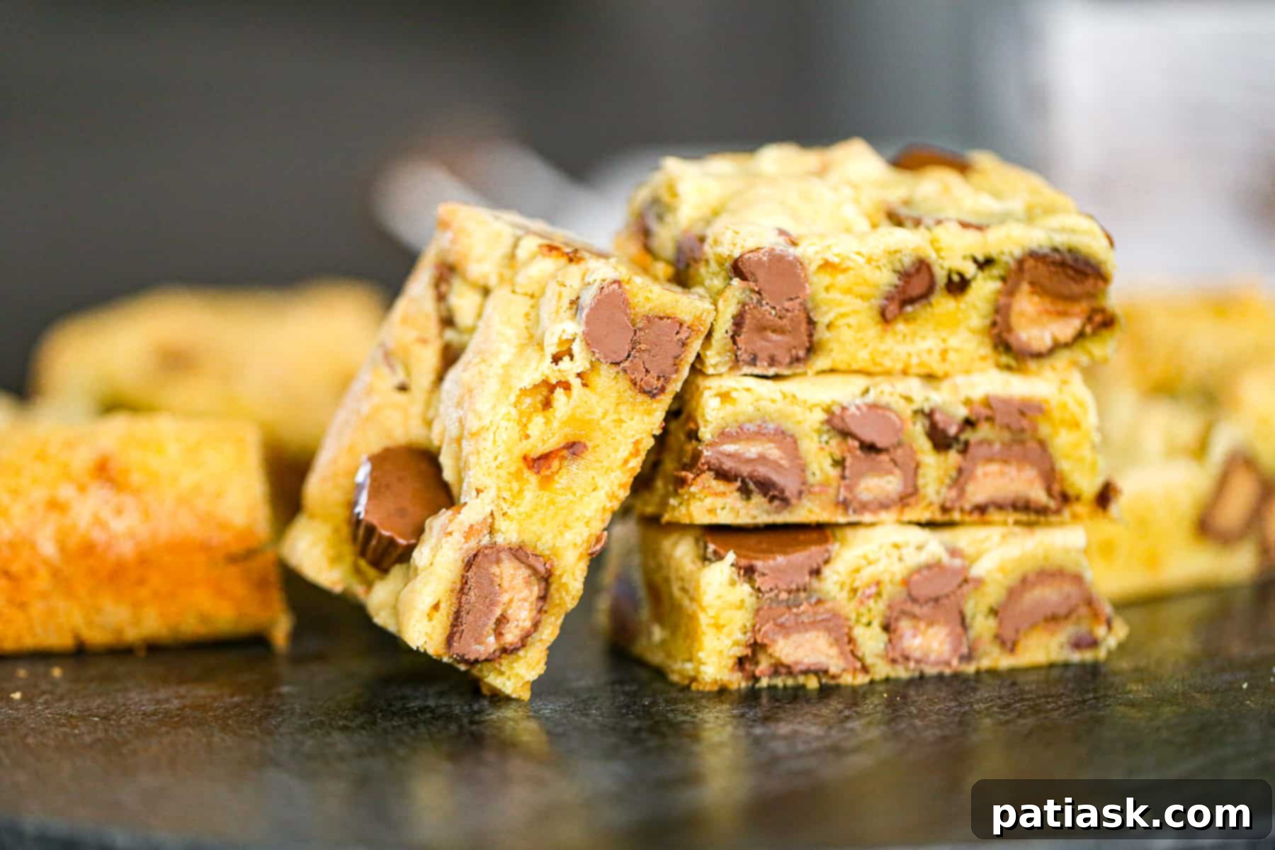 Irresistible Reese's Cookie Bars 4 Reese's Chocolate Chip CAKE MIX Cookie Bars recipe with peanut butter