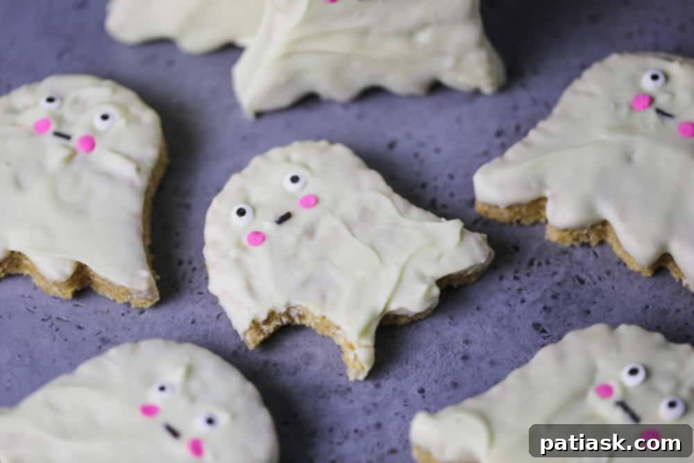 Peanut butter Rice Krispie ghosts treats Halloween no bake desserts