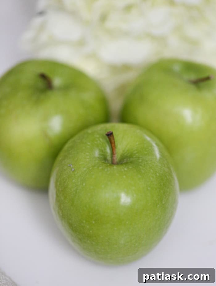 Warm Cinnamon Apple Keto Muffins 6 keto cinnamon apple muffins