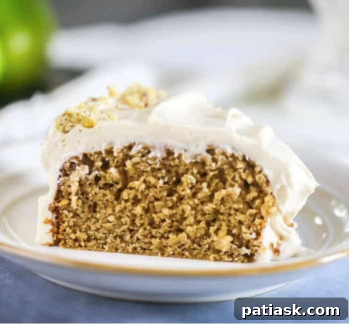 Moist Cinnamon Applesauce Cake 4 'Awesome' Cinnamon Applesauce Cake