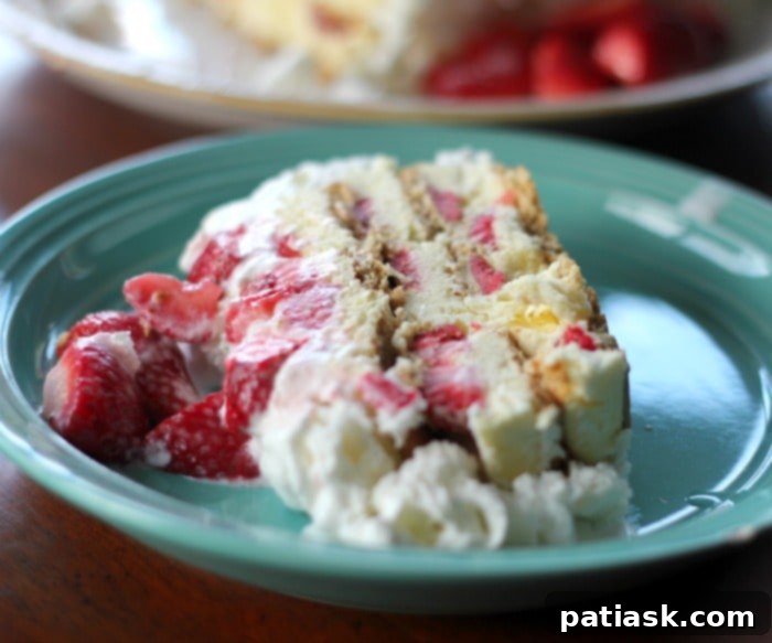 No-Bake Strawberry Icebox Delight 4 Close-up of Strawberry Icebox Cake layers